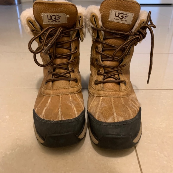 UGGS ADIRONDACK III BOOT - Picture 4 of 5
